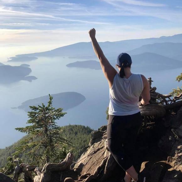 Meet your Posher, Colleen - Picture 1 of 1